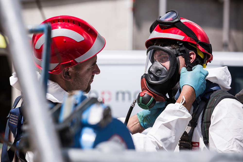 Confined Space Safety and Rescue Services